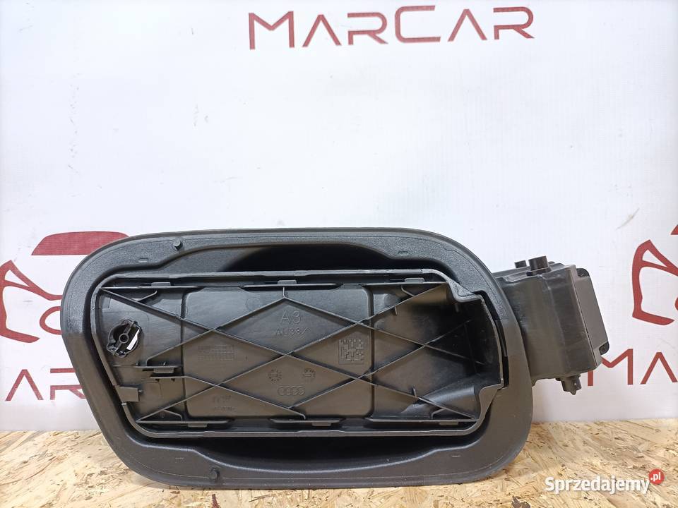 AUDI A3 S3 WKŁAD KLAPKA WLEW PALIWA 8Y4809906 wielkopolskie Pleszew
