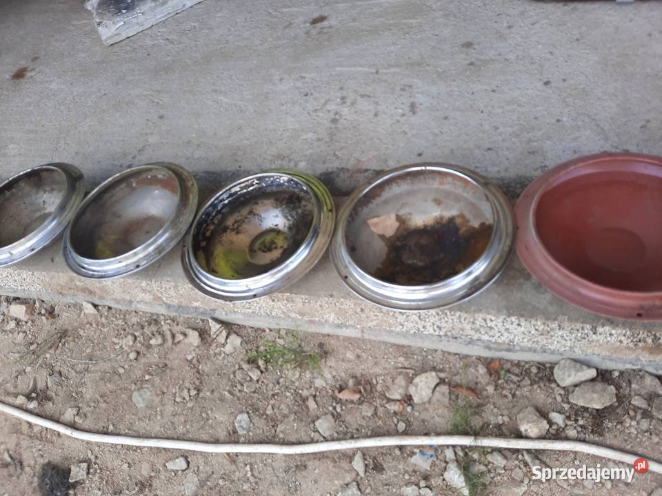 Kolpaki warszawa 223 nysa zuk syrena Brusy