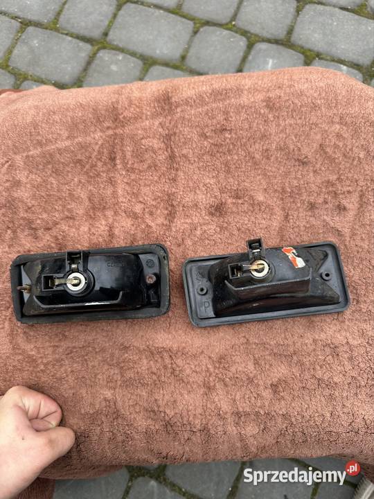 FIAT 126p Maluch Kierunkowskaz LP komplet Zwoleń