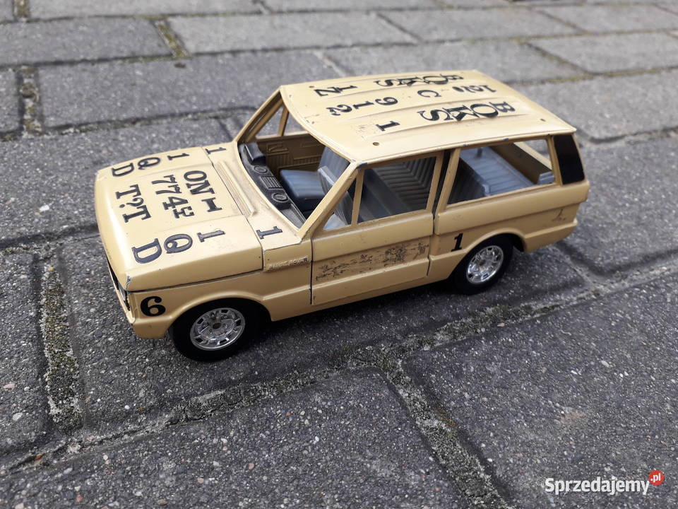 Model kolekcjonerski Bburago Range Rover Classic