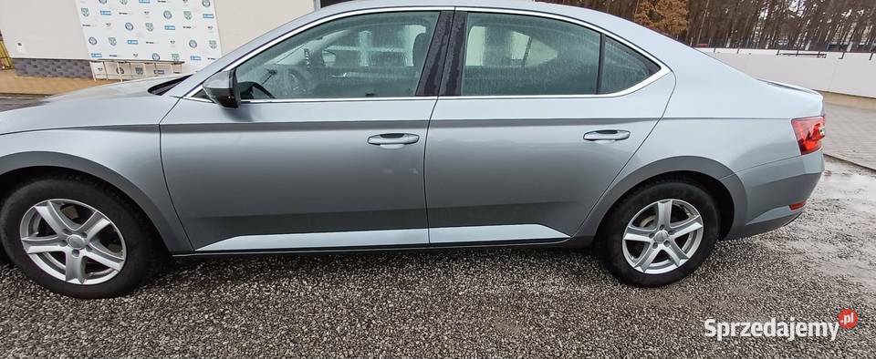 SKODA SUPERB 20 2019 190 DSG BEZWYPADKOWY Superb Motoryzacja Dębica