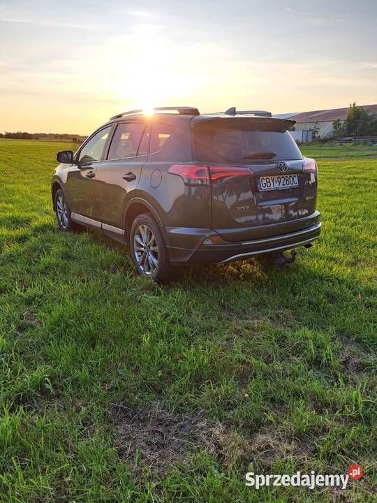 Toyota rav 4 2018 bogate wyposażenie 214309km