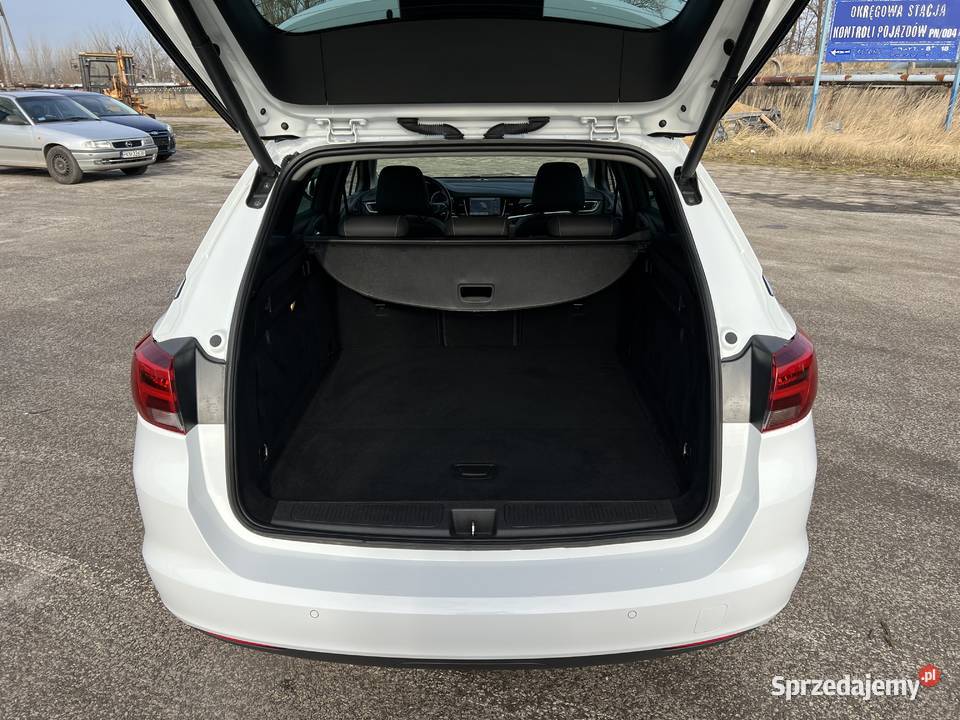 Opel Astra 14 BENZYNA Klimatronik Navi Ledy Konin