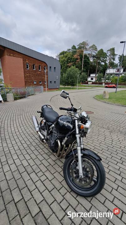 Suzuki GSX750 Inazuma