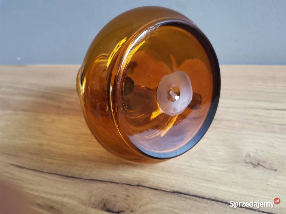 Stary świecznik kaganek szkło miodowe design PRL śląskie Katowice