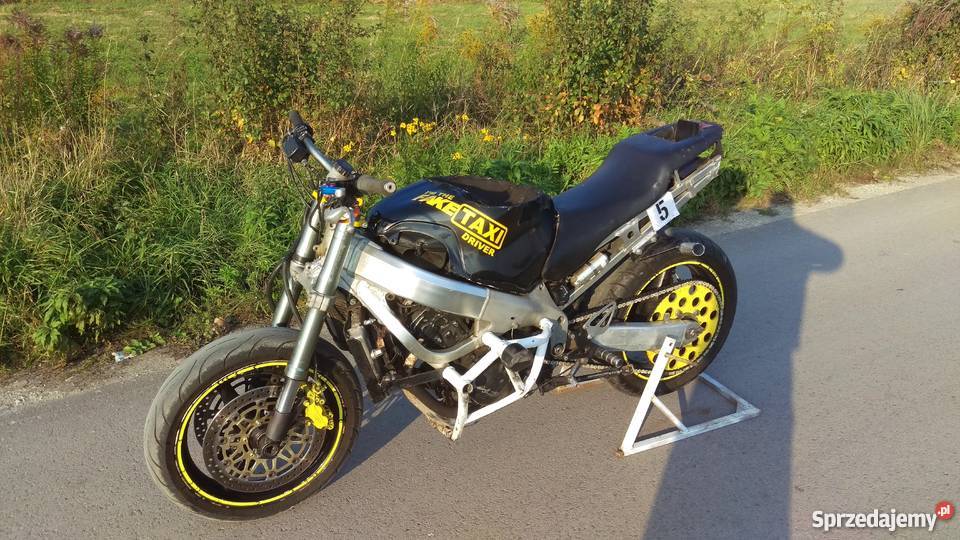 Honda CBR F4 stunt street F4i 636 kawasaki nieuszkodzony świętokrzyskie Busko-Zdrój
