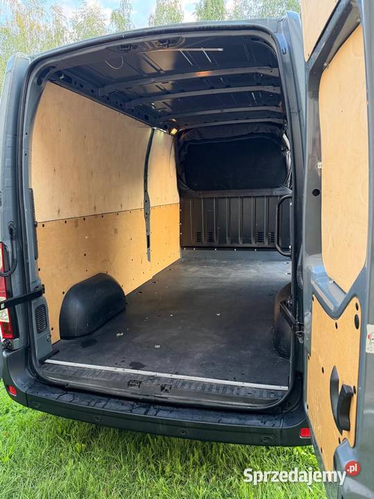 Wynajem Busów Renault Master 23L Peugeot Boxer Dzierżoniów