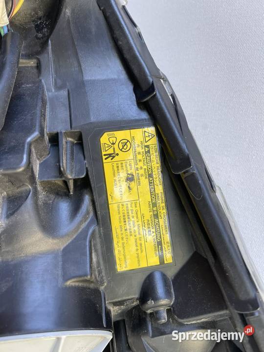 SUBARU LEGACY OUTBACK XENON PRAWA LAMPA PRZÓD osobowe wielkopolskie Ostroróg sprzedam