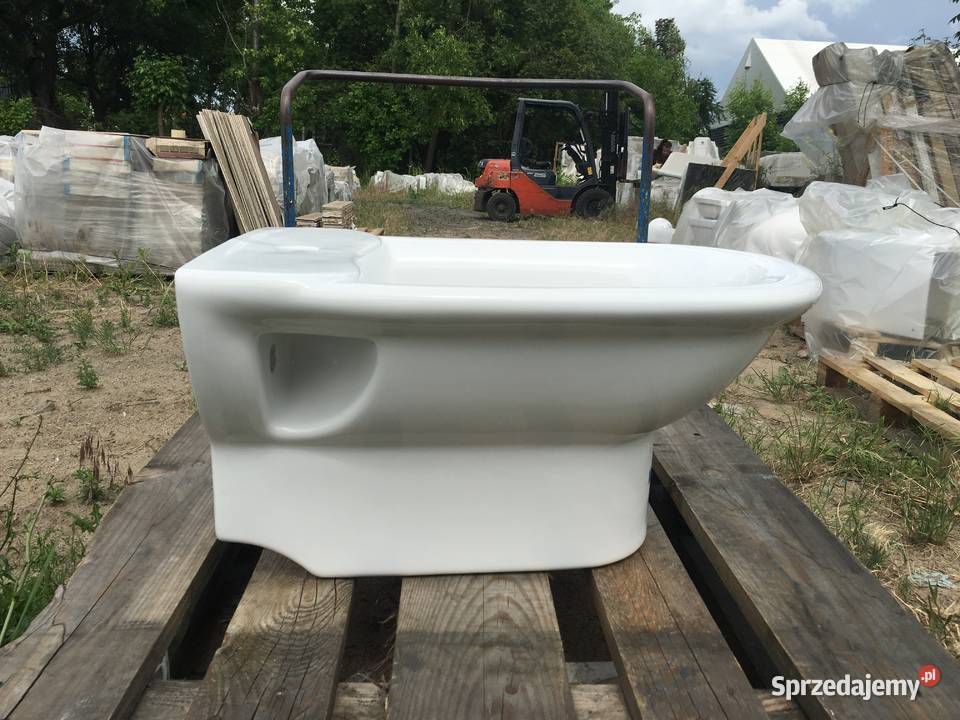 Bidet wiszący giralda 56x36 firmy ROCA Pruszków