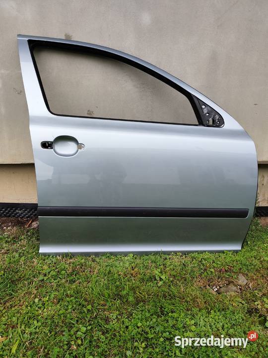 DRZWI PRAWE PRZÓD SKODA OCTAVIA II małopolskie