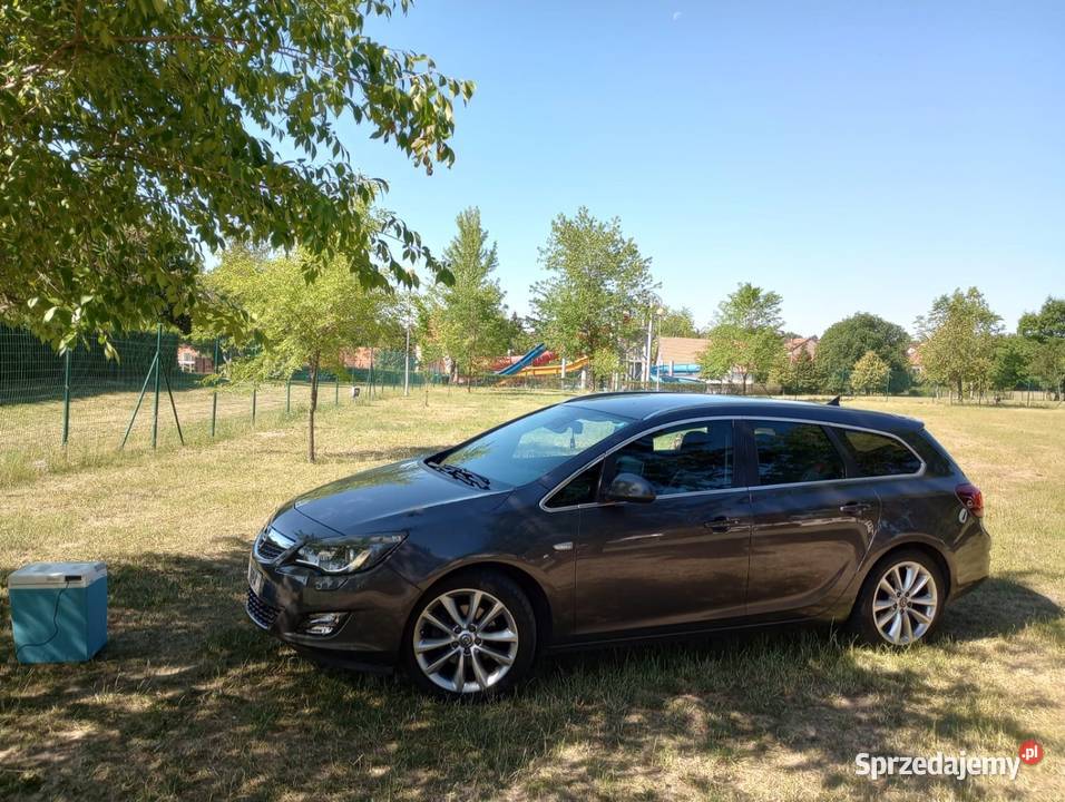Opel Astra J Sports Touring 16 Turbo Cosmo podkarpackie