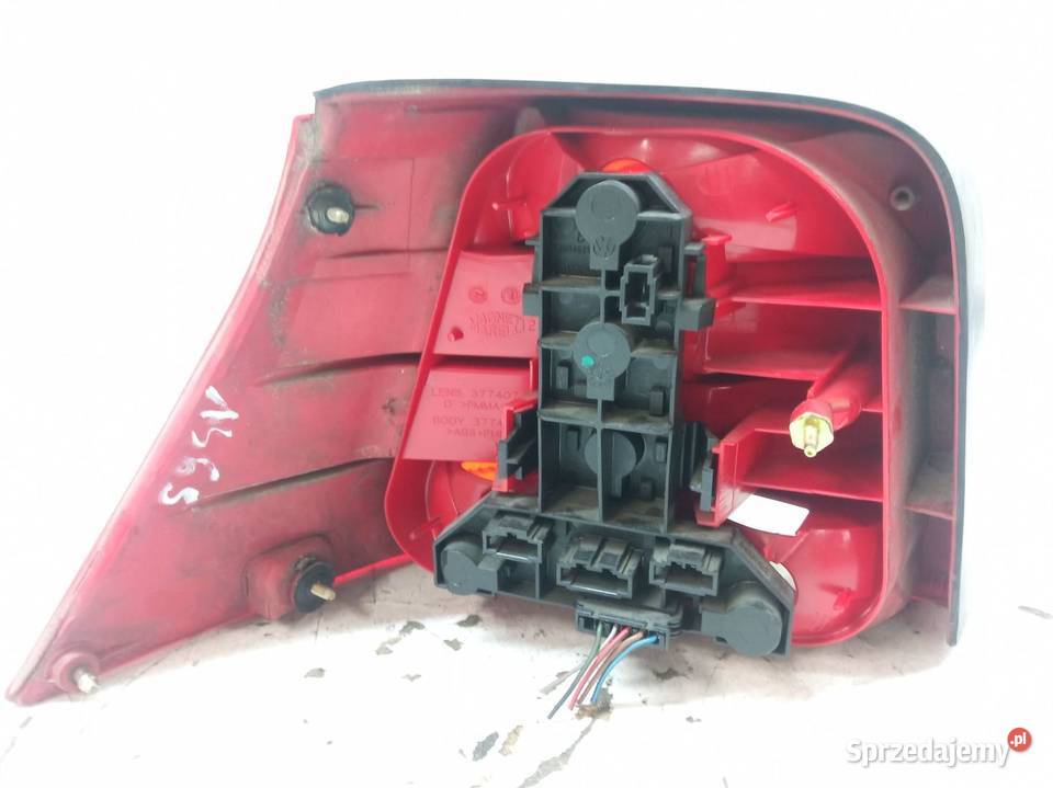 LAMPA TYŁ PRAWA 5D HB LIFT VW Volkswagen Golf IV sprzedam