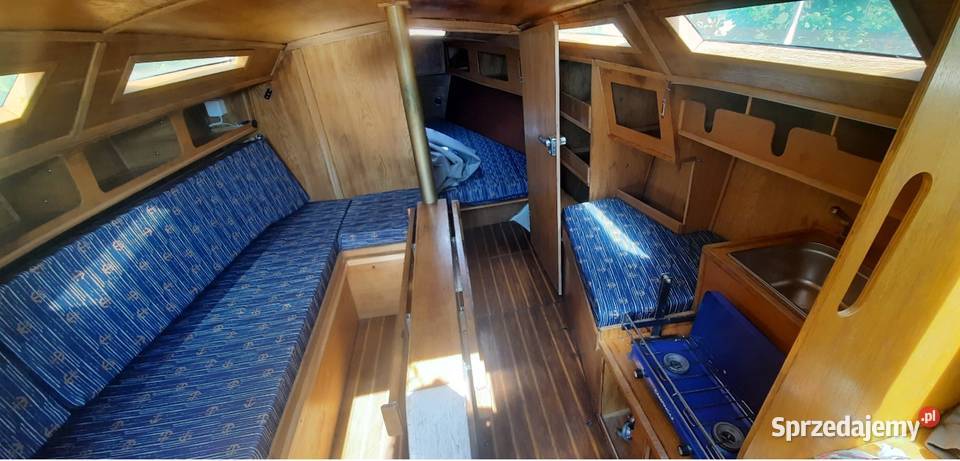 Komfortowy turystyczny jacht żaglowy Narwal z Godziszewo