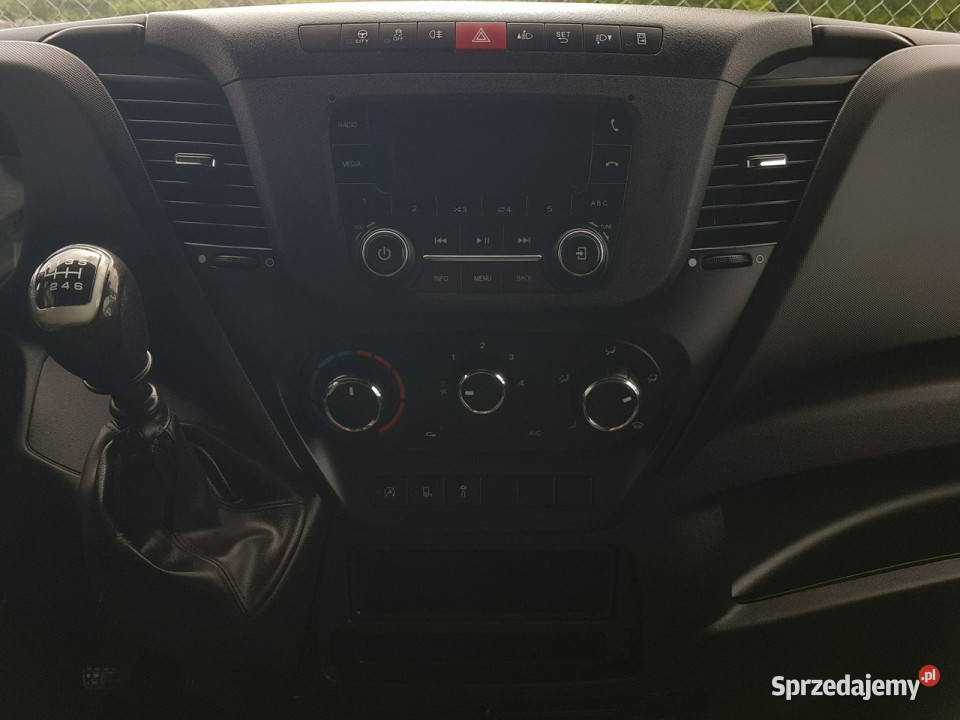 Iveco Daily KONTENER NISKOPODŁOGOWY 443x223x242 Poręba