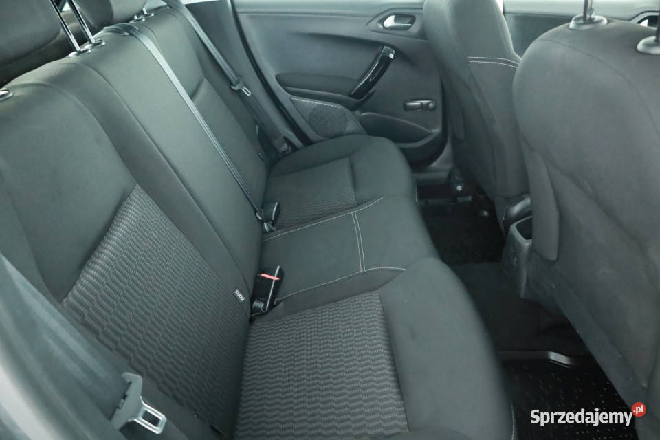 Peugeot 208 16 BlueHDi gniazdo USB Katowice sprzedam