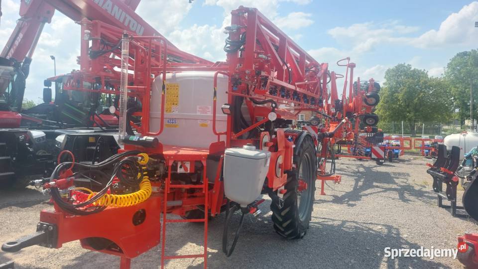 Opryskiwacz polowy ciągany Unia Egret 3021