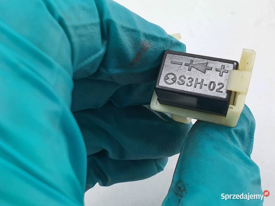 Przekaznik Bezpiecznik Wtyczka Benelli 302 Przekaźniki Łódź