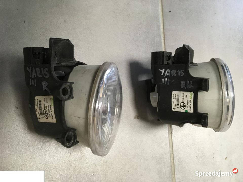 TOYOTA YARIS III HALOGEN PRAWY lubelskie Kozubszczyzna sprzedam