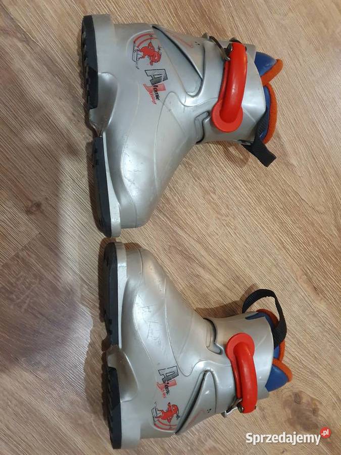 Buty narciarskie dzieciece narty kaski Narty podkarpackie Tajęcina