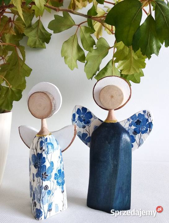 Para aniołków z drewna bukowego