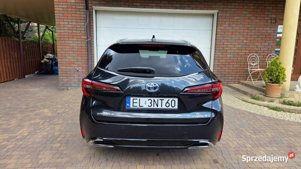 Toyota Corolla 18 140 Hybyda mały przebieg 11 łódzkie Aleksandrów Łódzki
