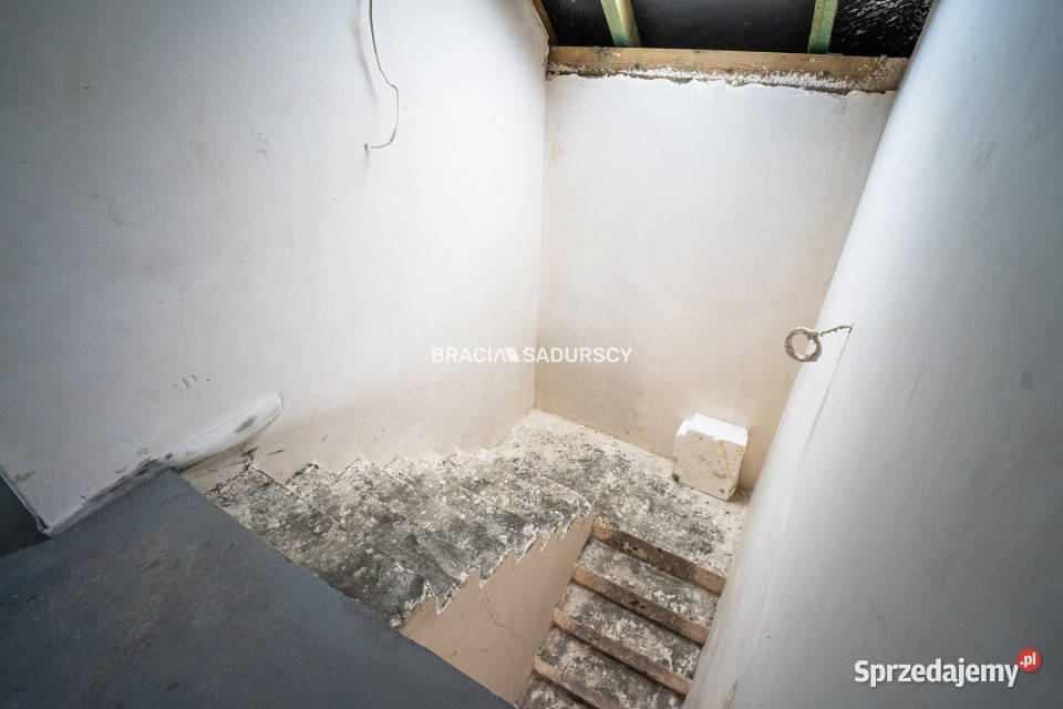 sprzedaży domu bliźniaka Koźmice Wielkie 160m 5937zł/m2 Sprzedaż