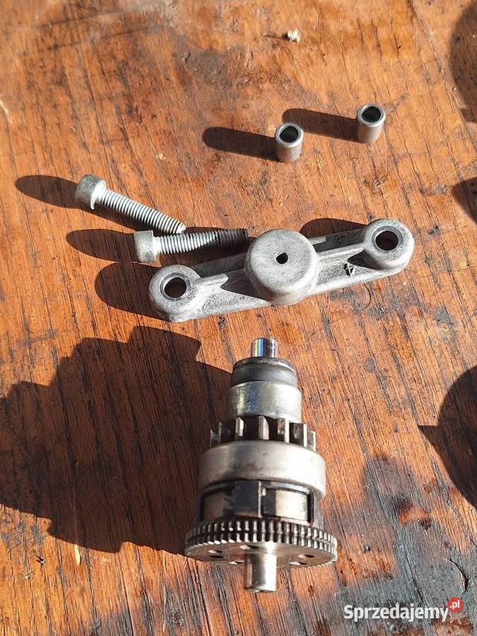 Aprilia SR 50 bendix uchwyt i śruby montażowe z Tarnów