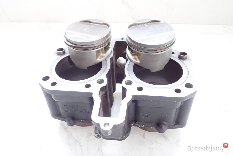 Cylinder Tłoki Kawasaki Gpz 500 8792r er5 kle en Strzelce Krajeńskie
