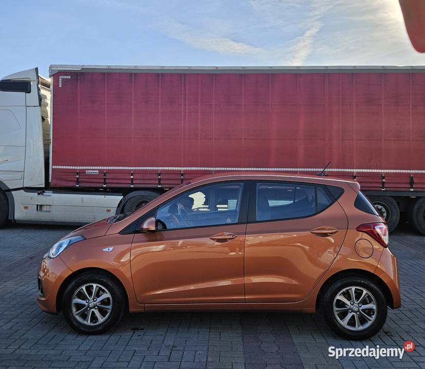 Grzana kierownica Grzane fotele Dwa kpl kół i10 Miechów