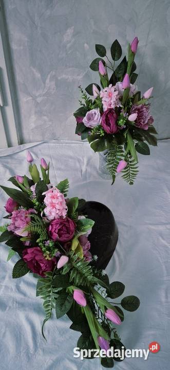 Kompozycja wiosenna stroik na cmentarz w sercu