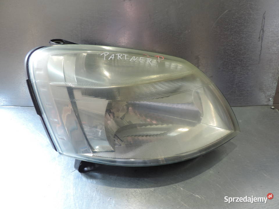 LAMPA PRAWA PRZEDNIA PEUGEOT PARTNER I FL osobowe Nowy Sącz