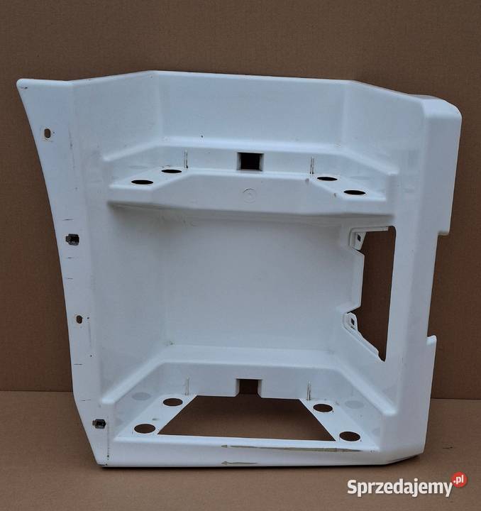 RENAULT RANGE T GAMA STOPIEŃ DOLNY PRAWY ciężarowe