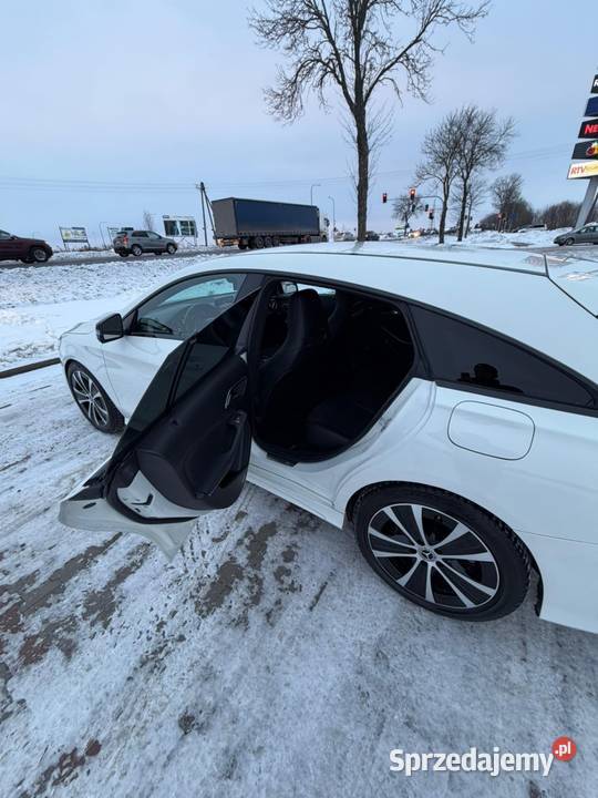 Mercedes Benz CLA AMG line shooting brake 16t CLA