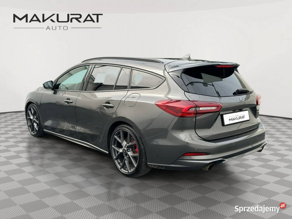 Ford Focus NO158CJ23 EcoBoost ST X Pakiet zimowy lakier metallic Pępowo