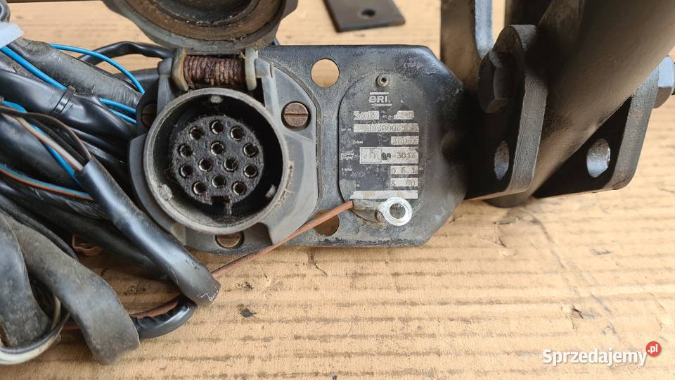 Suzuki Ignis FH 0003 hak holowniczy brink Legnica