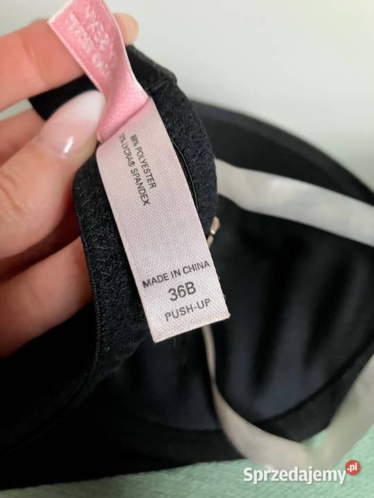 Czarny biustonosz Victorias Secret 80B very sexy czarny Biustonosze podkarpackie Nisko