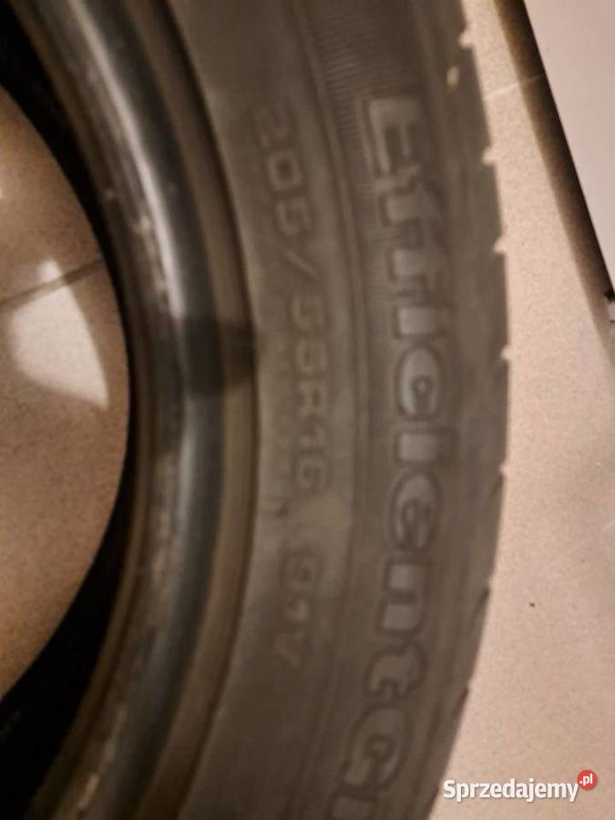 Opony letnie Goodyear 205X55XR16 Idealne Samochodowe