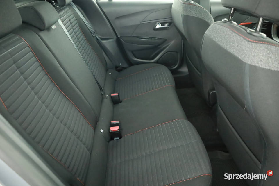 Peugeot 208 12 PureTech pełny VAT Piaseczno