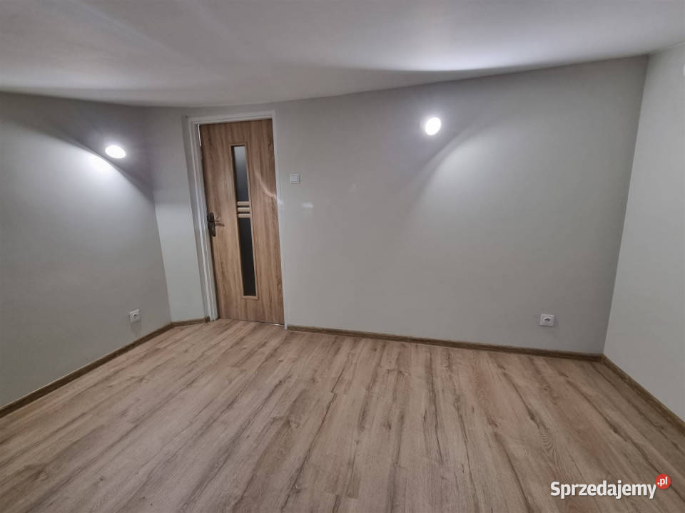 Do sprzedaży lokal Sieradz 130m2 łódzkie