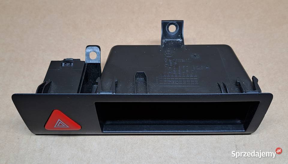 Panel przełącznik awaryjnych schowek półka VW osobowe Mielęcin sprzedam