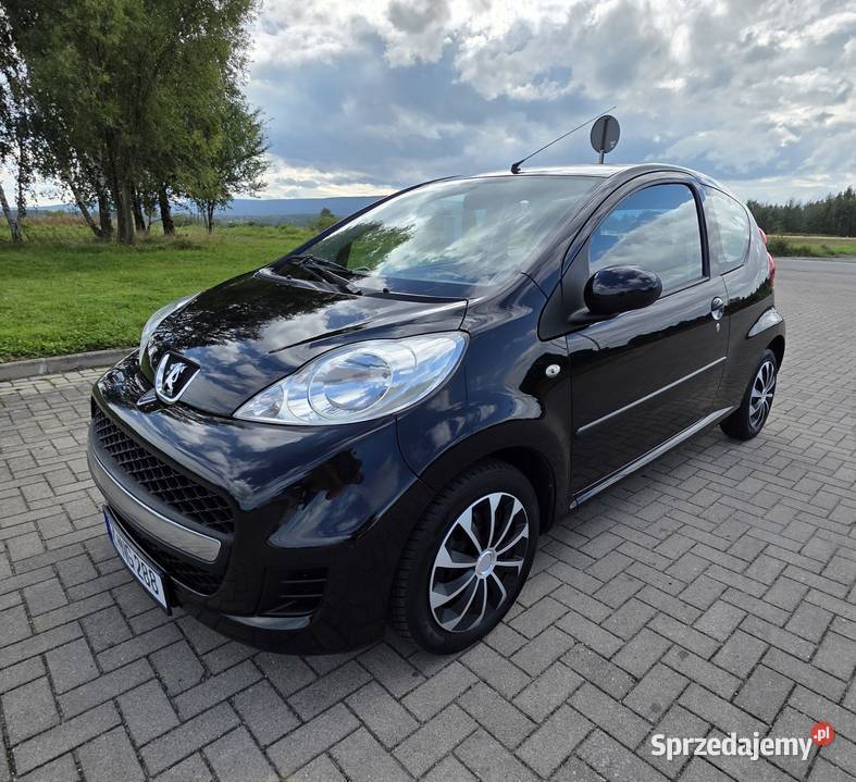 Peugeot 107 2009 Skórzane fotele z alkantara manualna dolnośląskie Świeradów-Zdrój