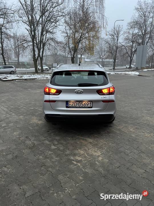 Hyundai i30 2019 16CRDI automat DCT Rok produkcji 2019 Zduńska Wola