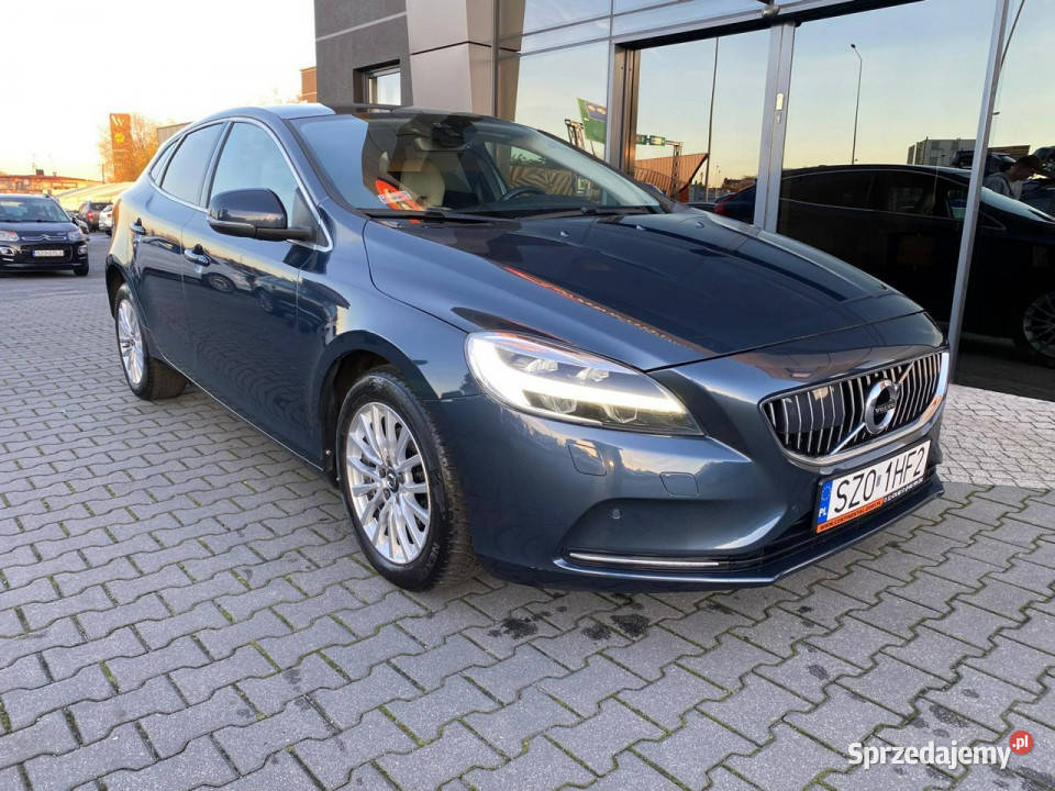 Volvo V40 LED panorama podgrz fot PDC navi Żory