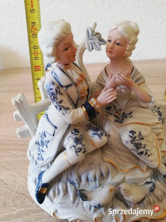 Figurka sygnowana Royal ręcznie malowana Ropa