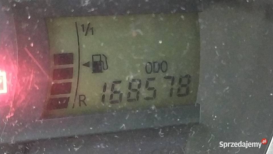 Toyota Aygo 5 drzwi 5d 2007 uszkodzona silnik
