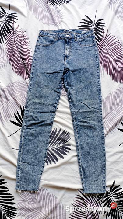 Spodnie jeansowe Cropp 38 Spodnie Gorzów Wielkopolski