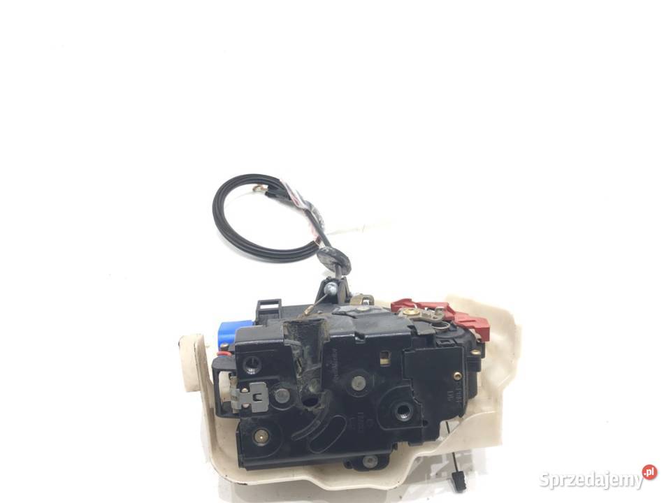 ZAMEK DRZWI PRAWY PRZÓD VW TOURAN Minivan 0310