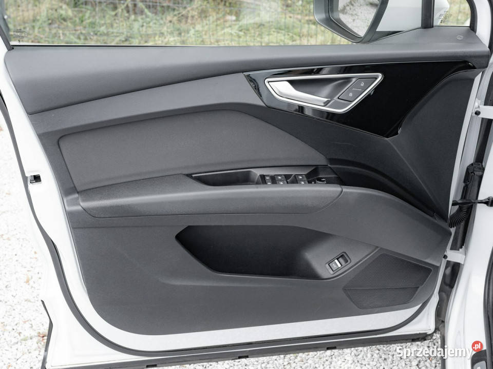 Audi Q4 Sportback WD2065RQ4 etron 35 52kWh lakier metallic Gdańsk sprzedam