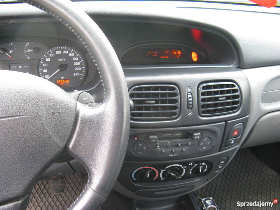 Renault Megane I FL 2001r 14 16v bogate Orzechowo