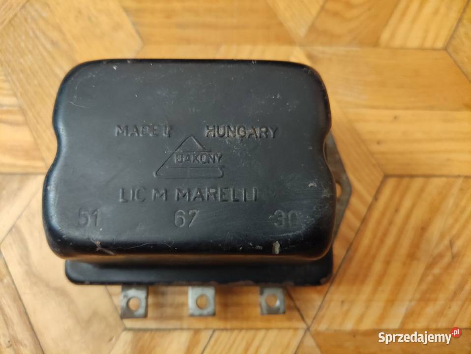 Różne części i manometr Przeworno